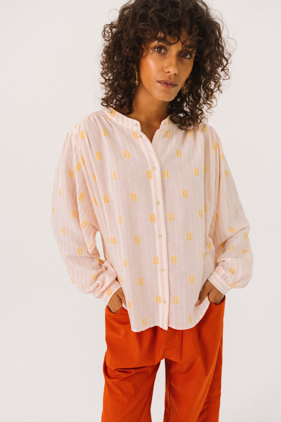 Gladis Blouse, Jerico