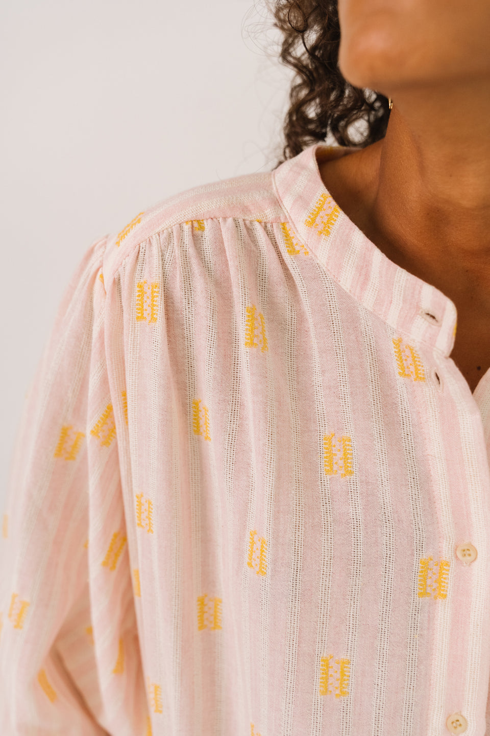 Gladis Blouse, Jerico