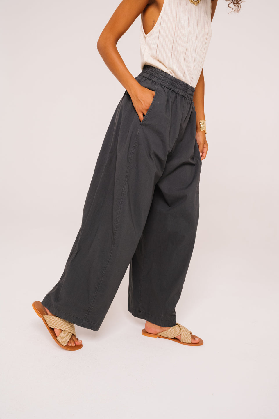 Liam Trousers, Ferro