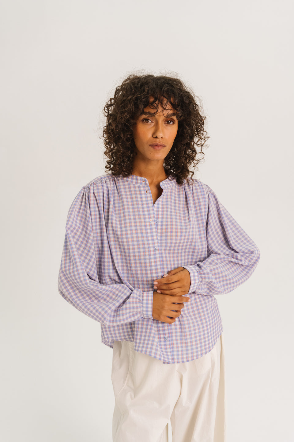 Gladis Blouse, Ulloa