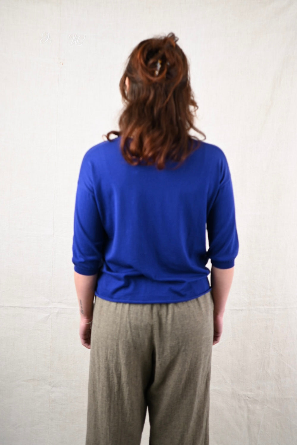 M J W - V neck Pullover 642 ~ Ink