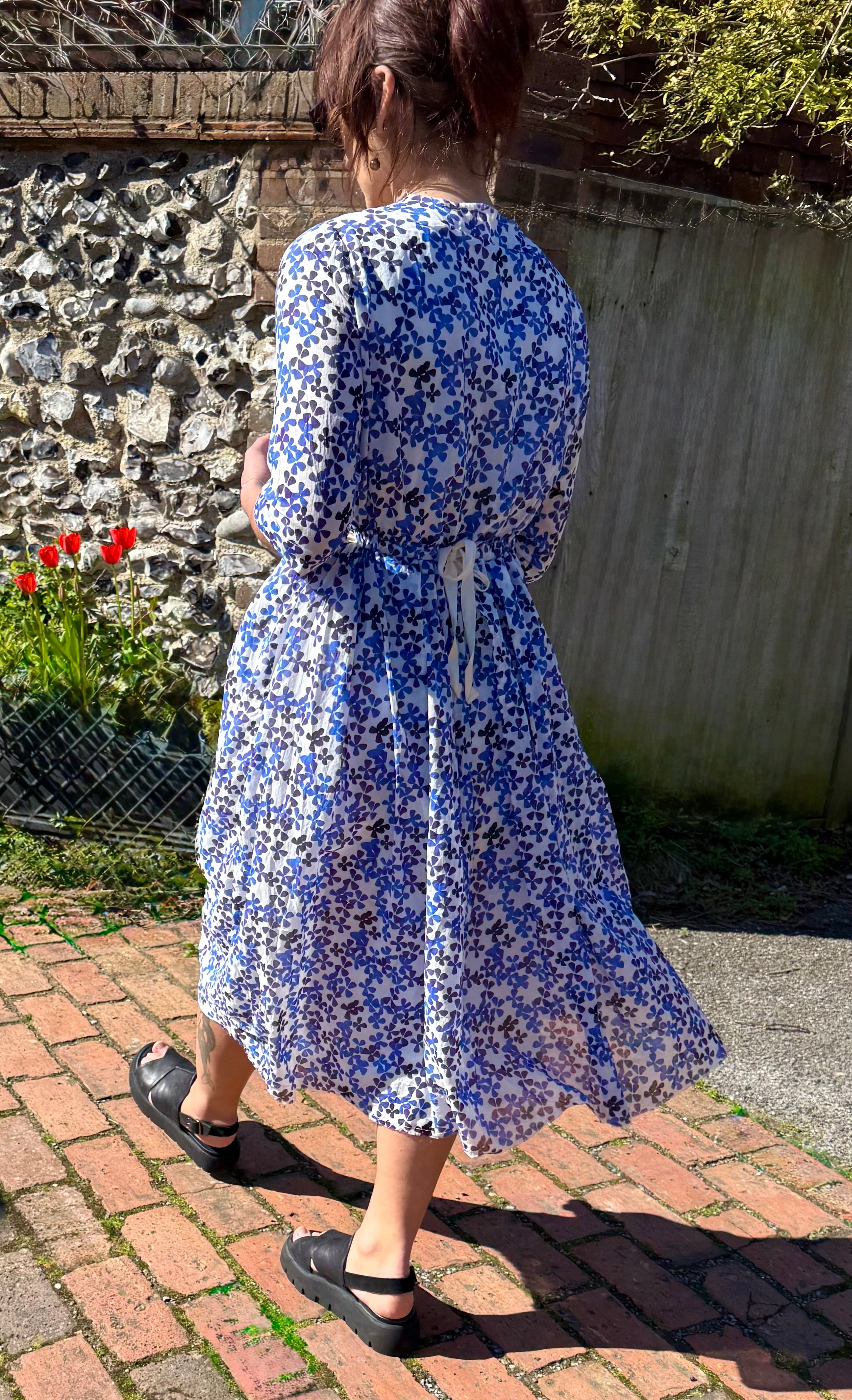 Hannoh Wessel - Dress Darjan 176 ~ Blue Flowers