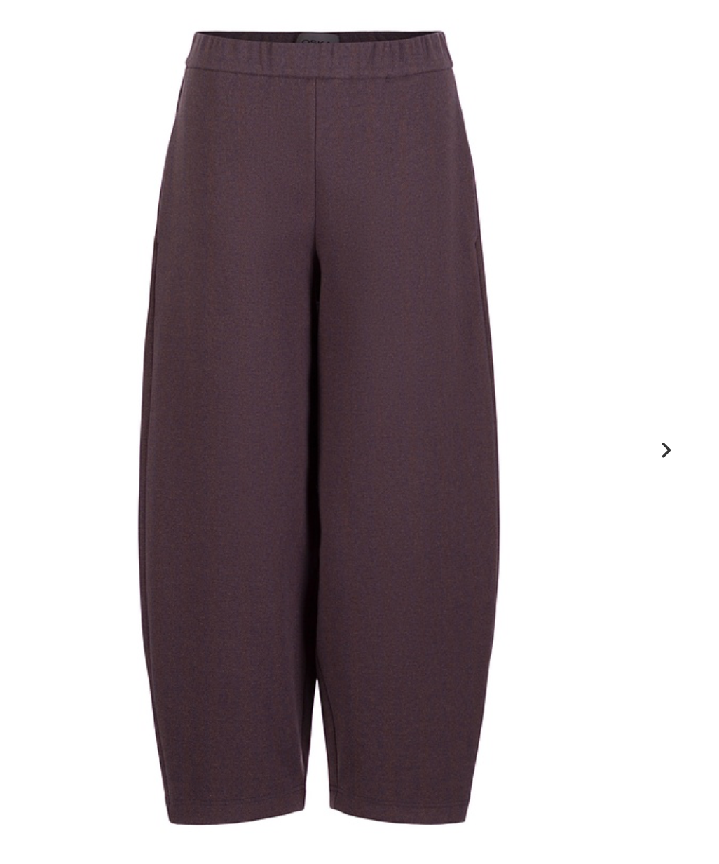 Trouser 536, Redwood ~ OSKA