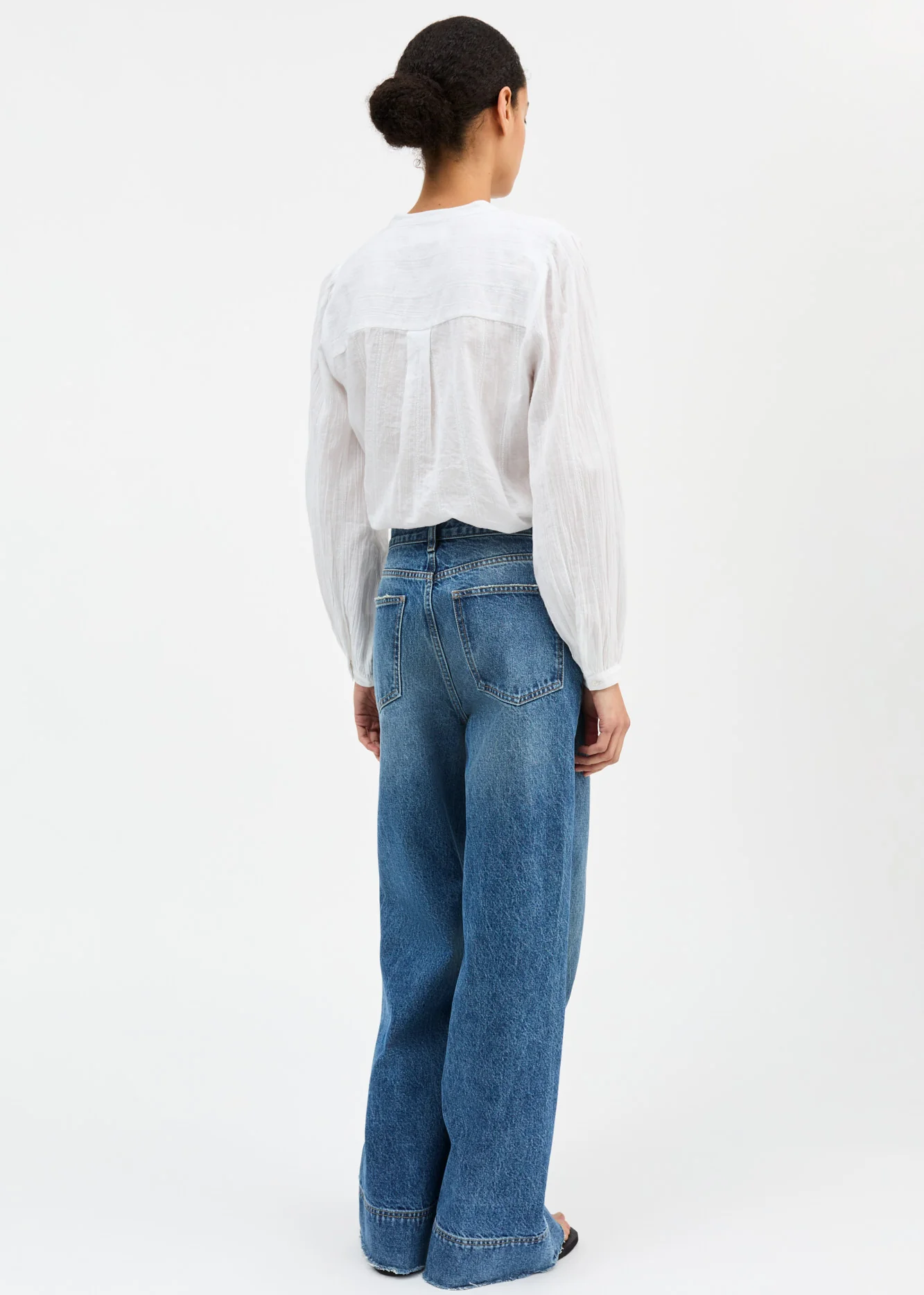 Vita Shirt, White - Skall