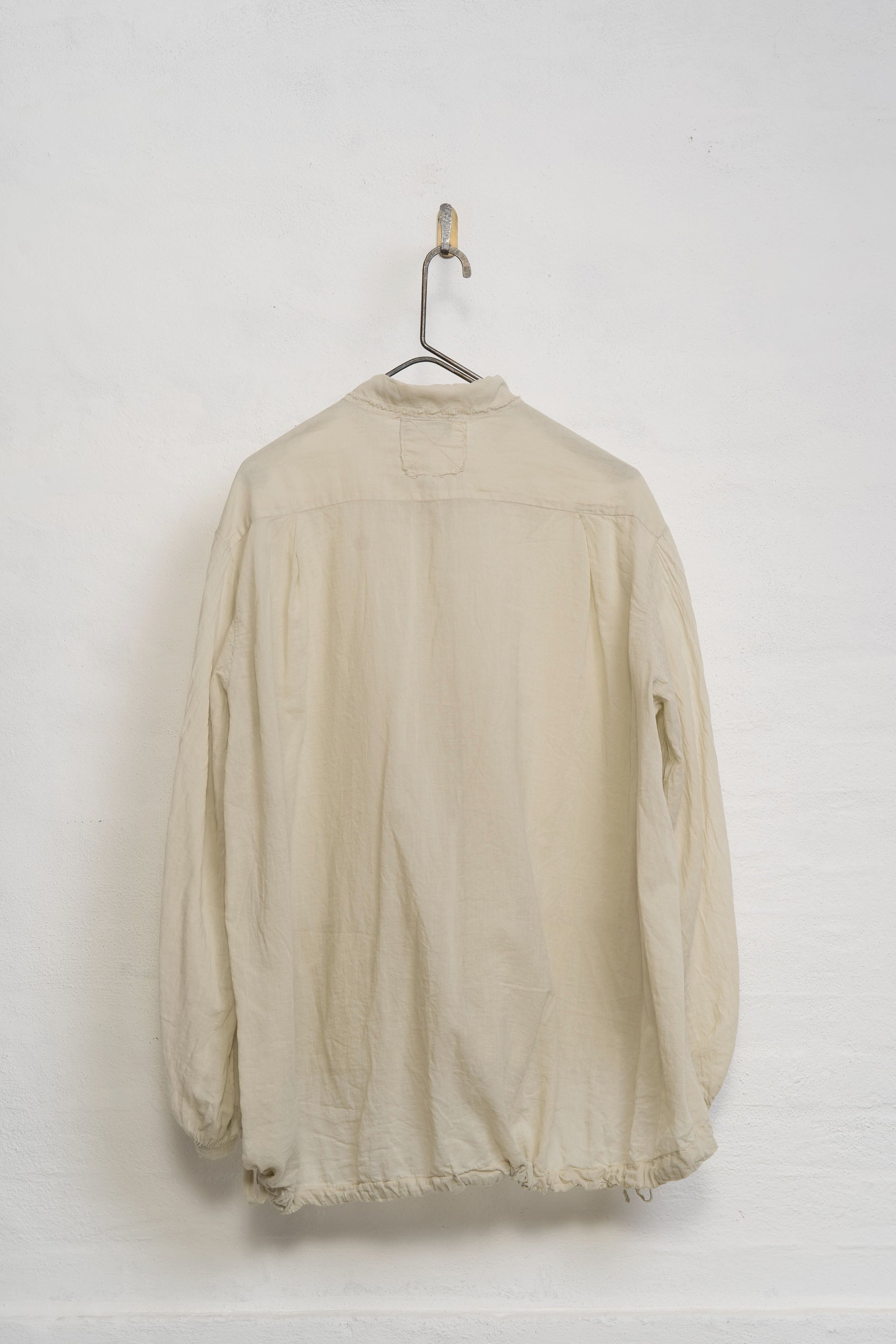 Aequamente - Shirt 173, Sand