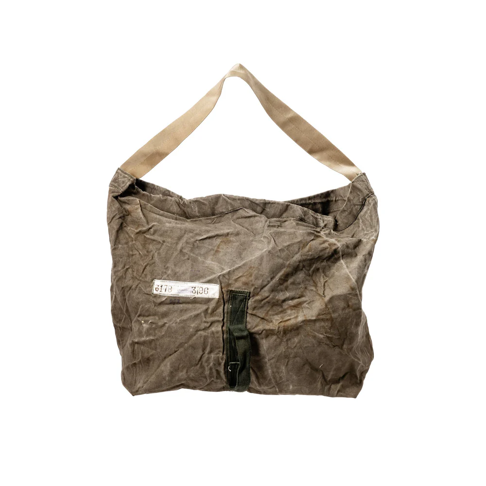 Vintage material shoulder bag