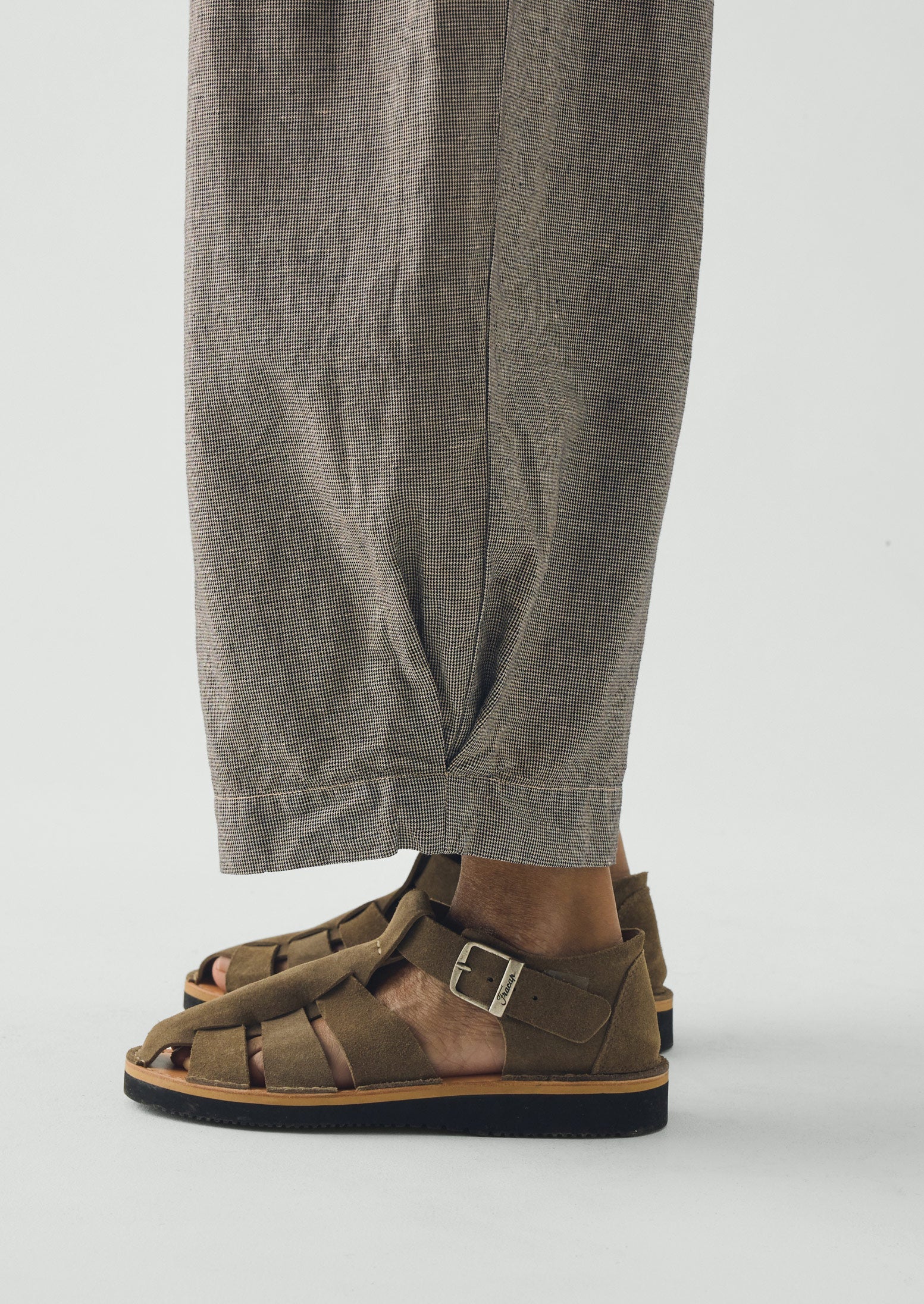 Carys Micro Houndstooth Wide