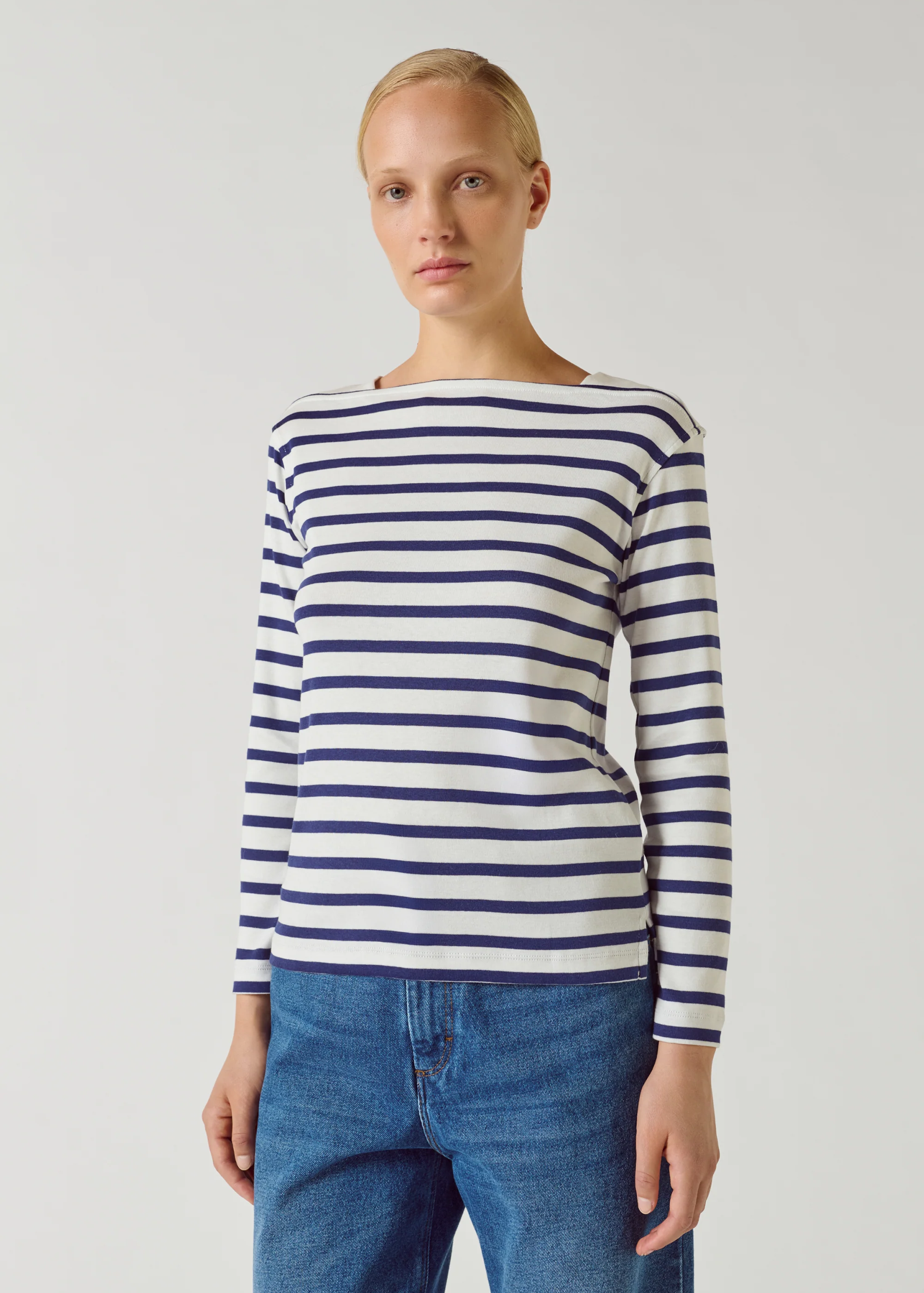 Katy Tshirt - White/Blue