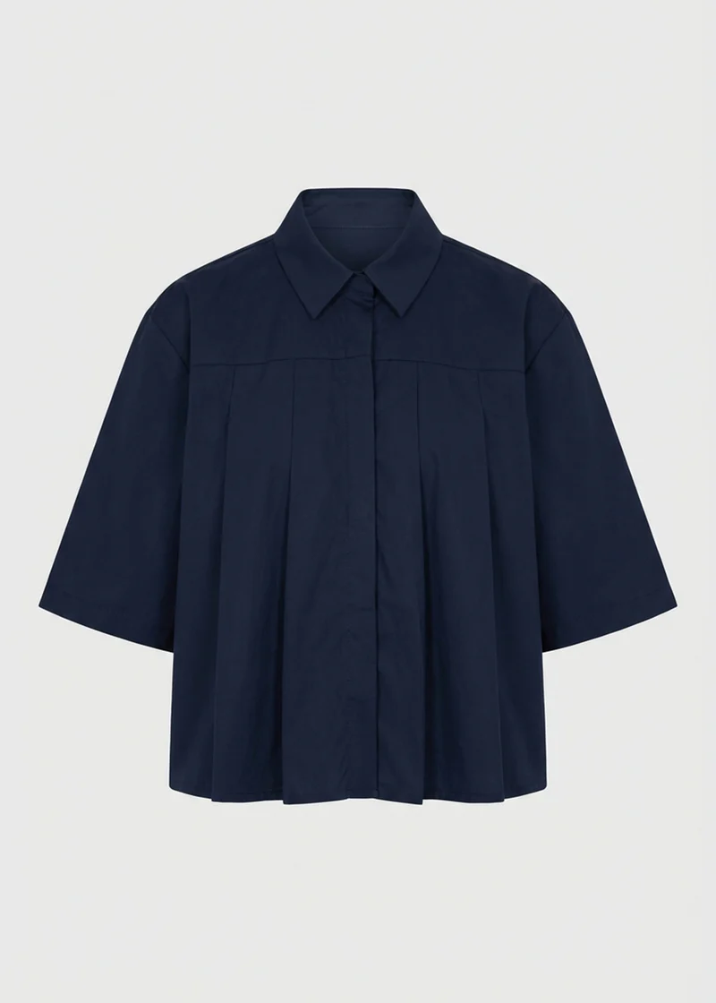 Dark blue pleated cotton poplin shirt