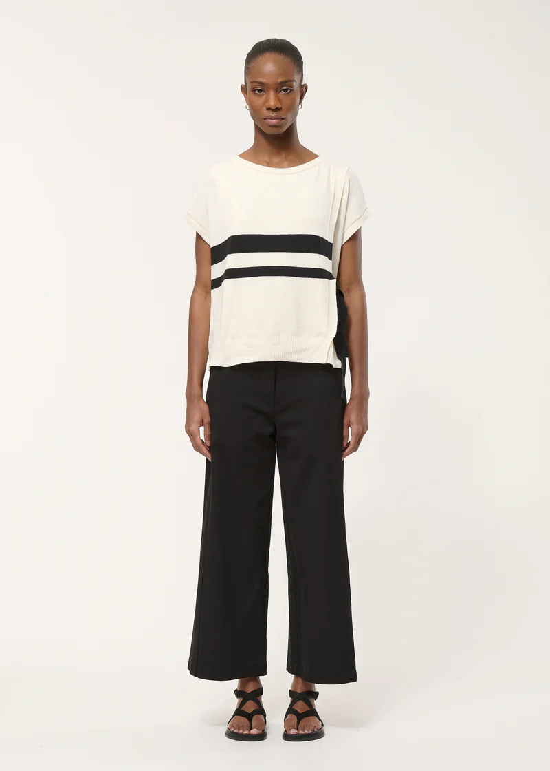 Black barrel pants in Milano jersey