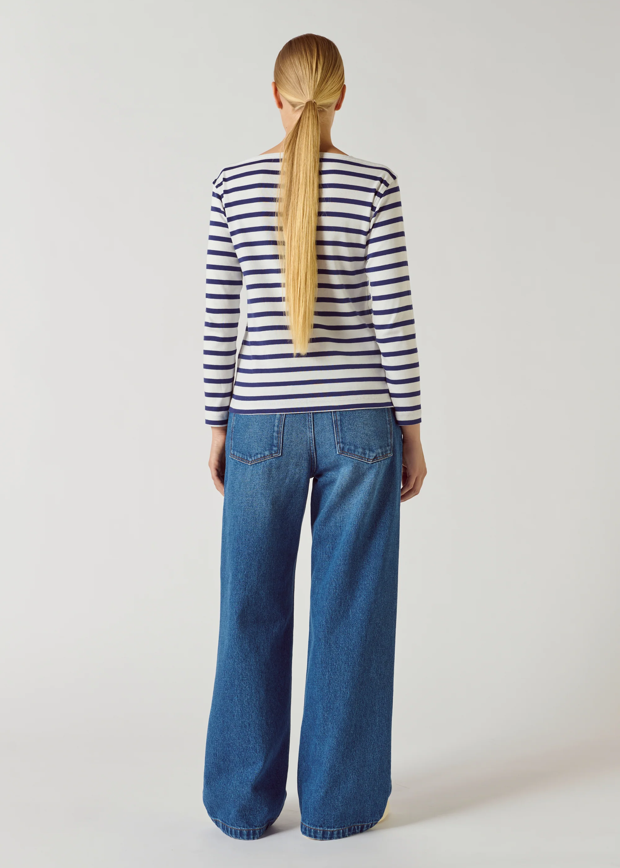 Katy Tshirt - White/Blue