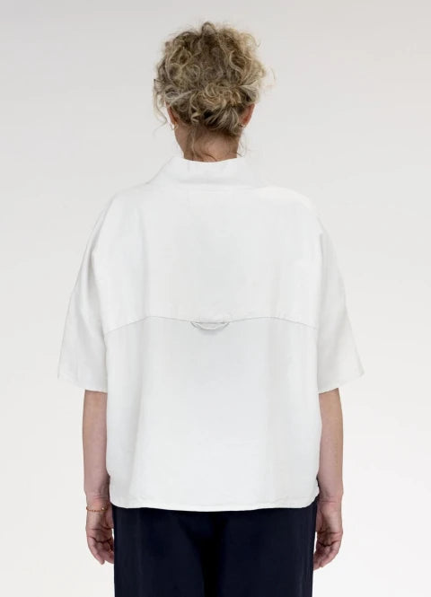 Karen Top, Cream