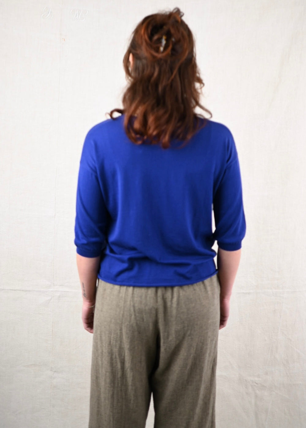M J W ~ V Neck Pullover 642, Ink