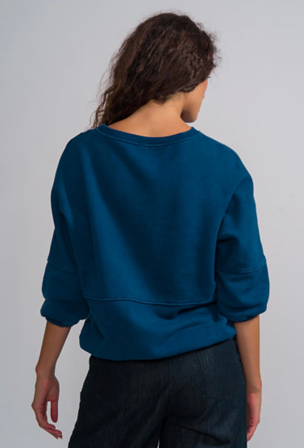 M J W ~ Pullover 668, Ink