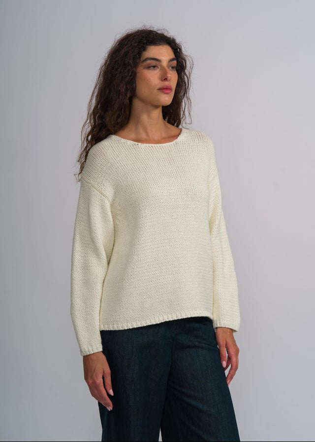 M J W ~ Pullover 652, Natural