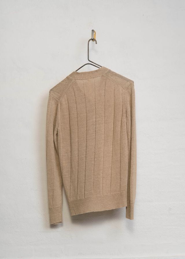 M J W ~ Cardigan 637, Linen