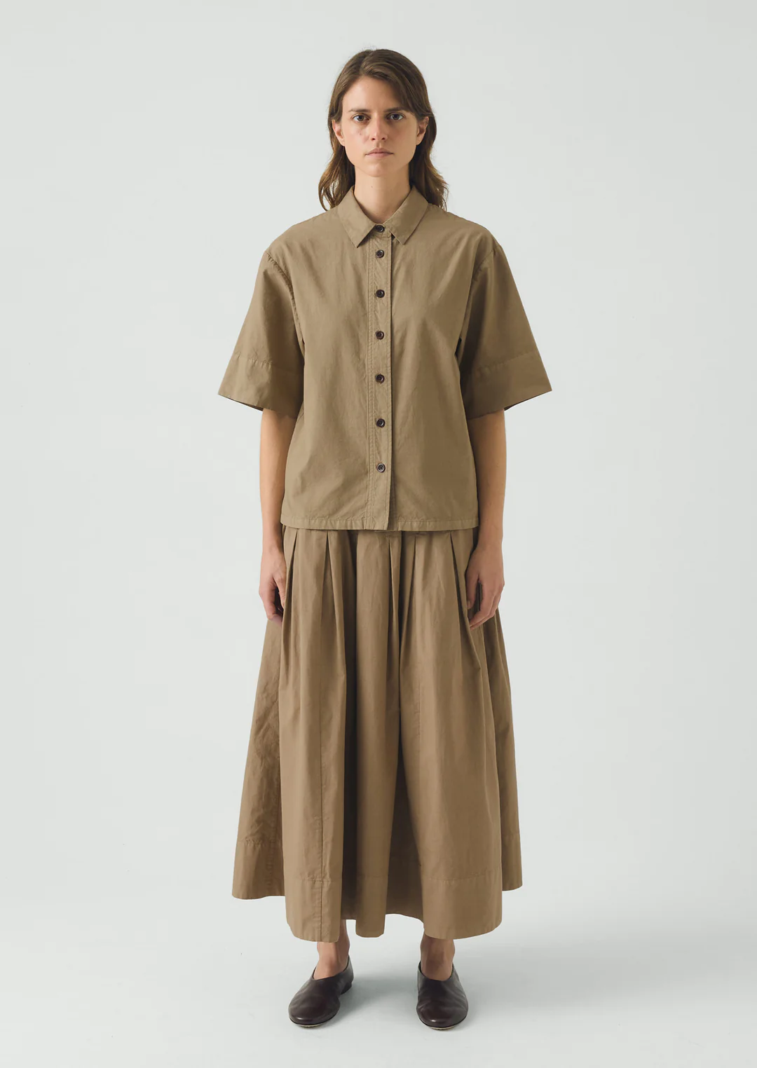 toast womens cotton linen poplin beige shirt front