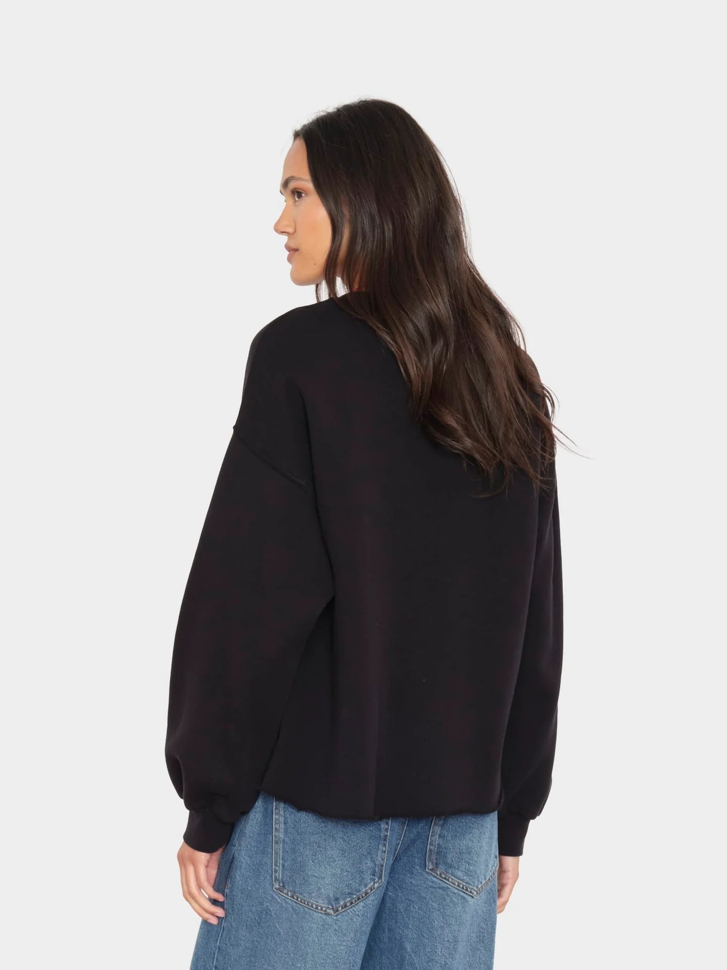 Honor Sweatshirt, Black ~ Xirena