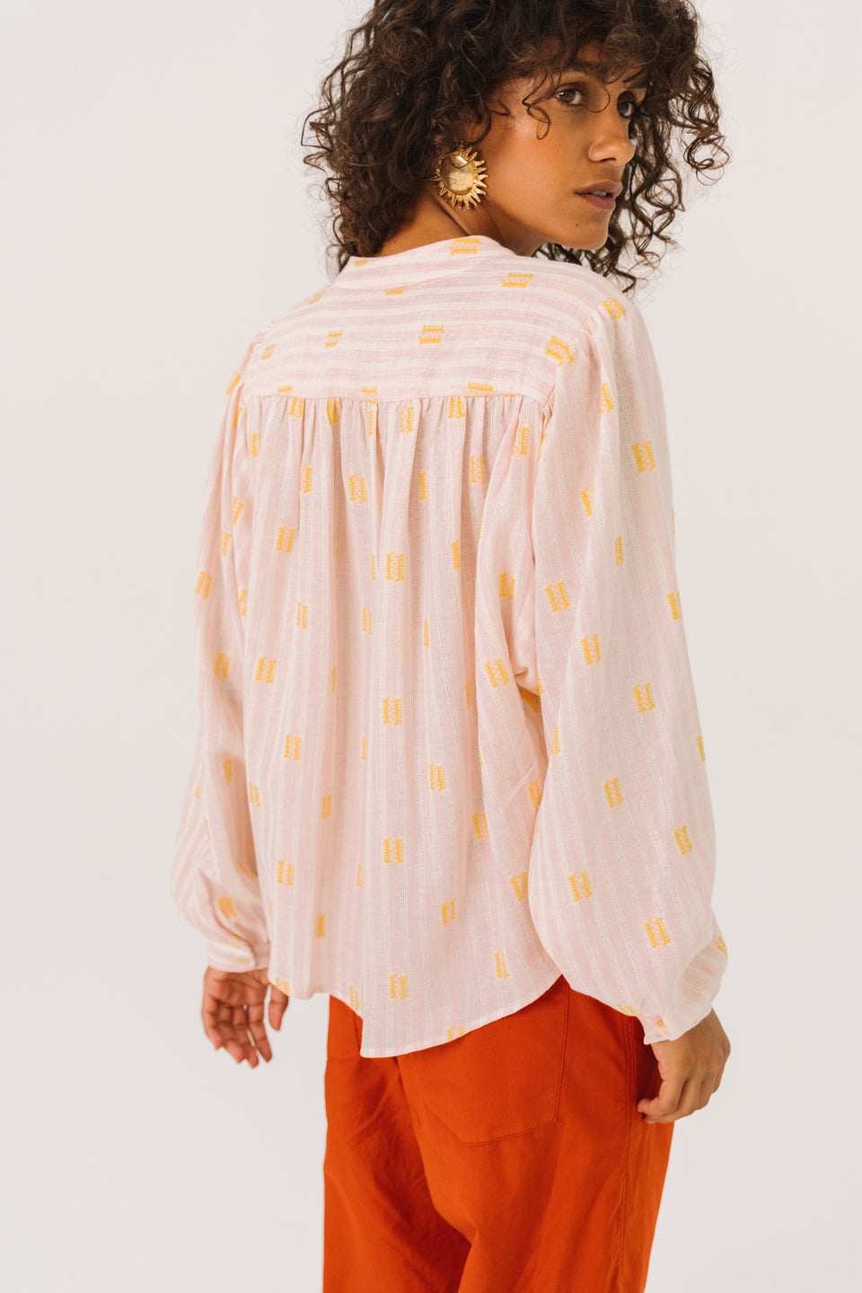 Gladis Blouse, Jerico