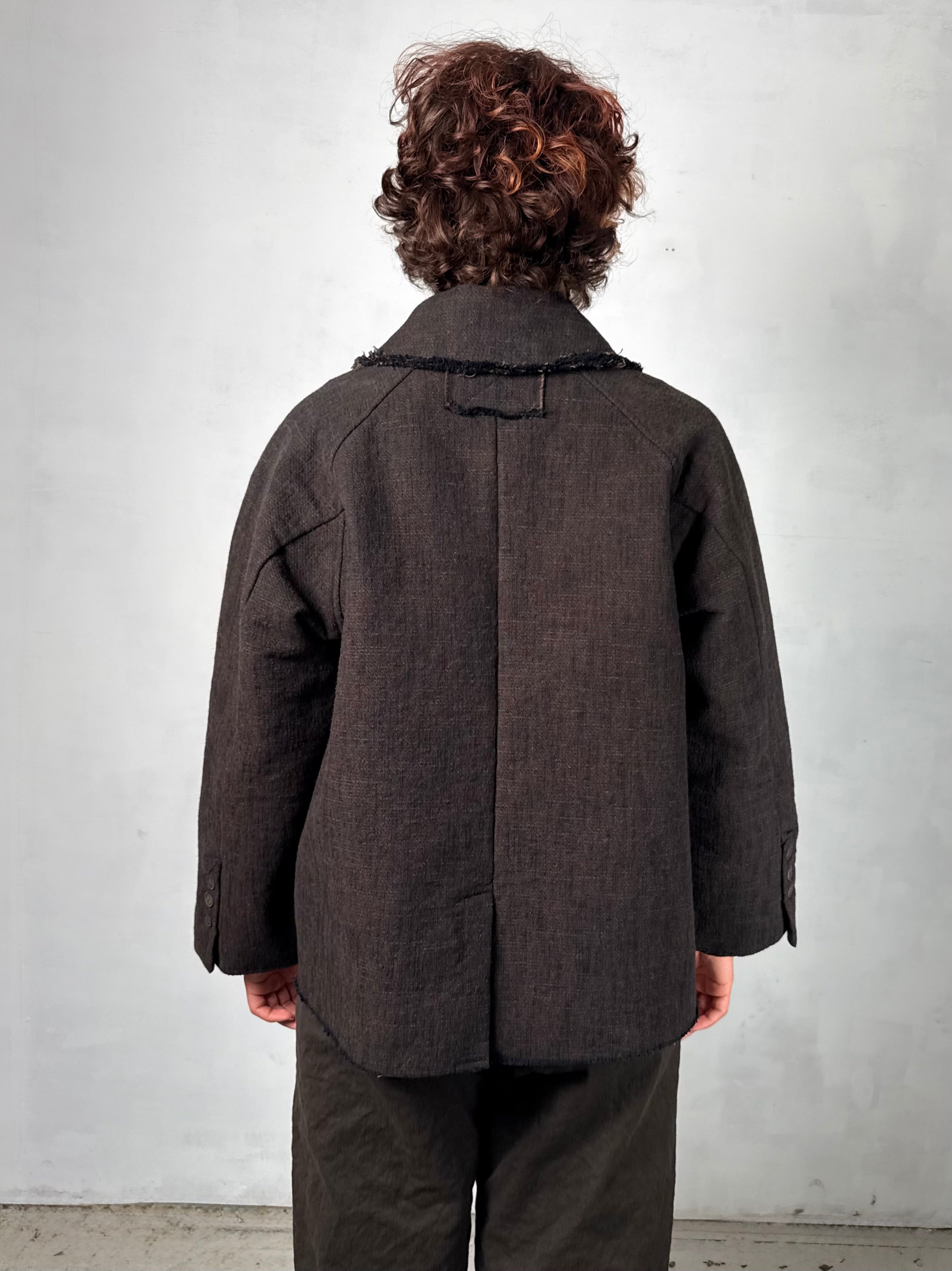 Aequamente  -  Jacket 215, Visone