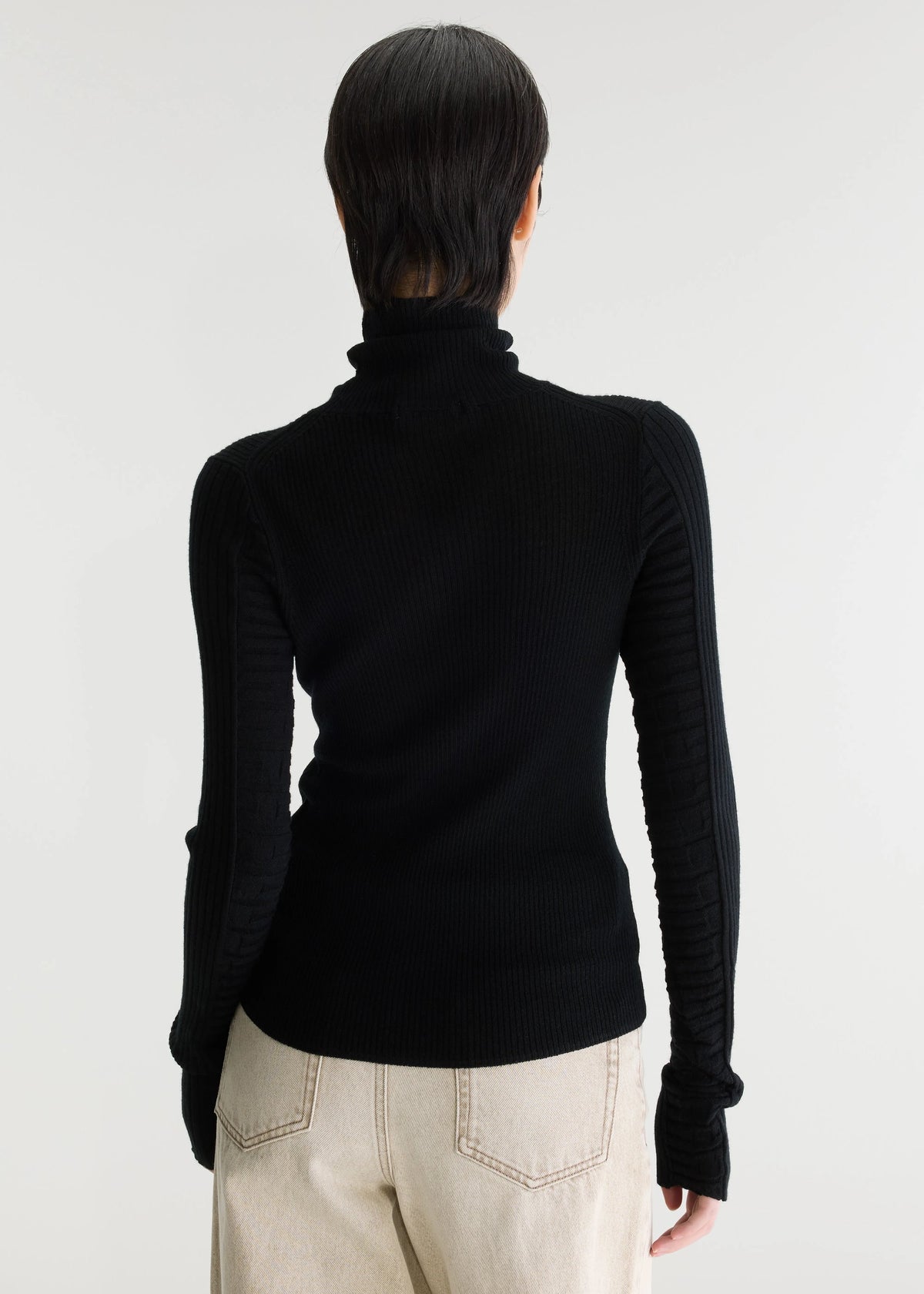Awald Slim Sweater, Black ~ Bellerose