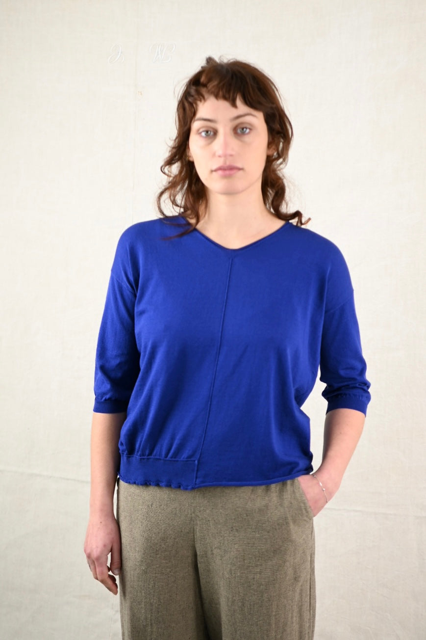 M J W - V neck Pullover 642  ~ Ink