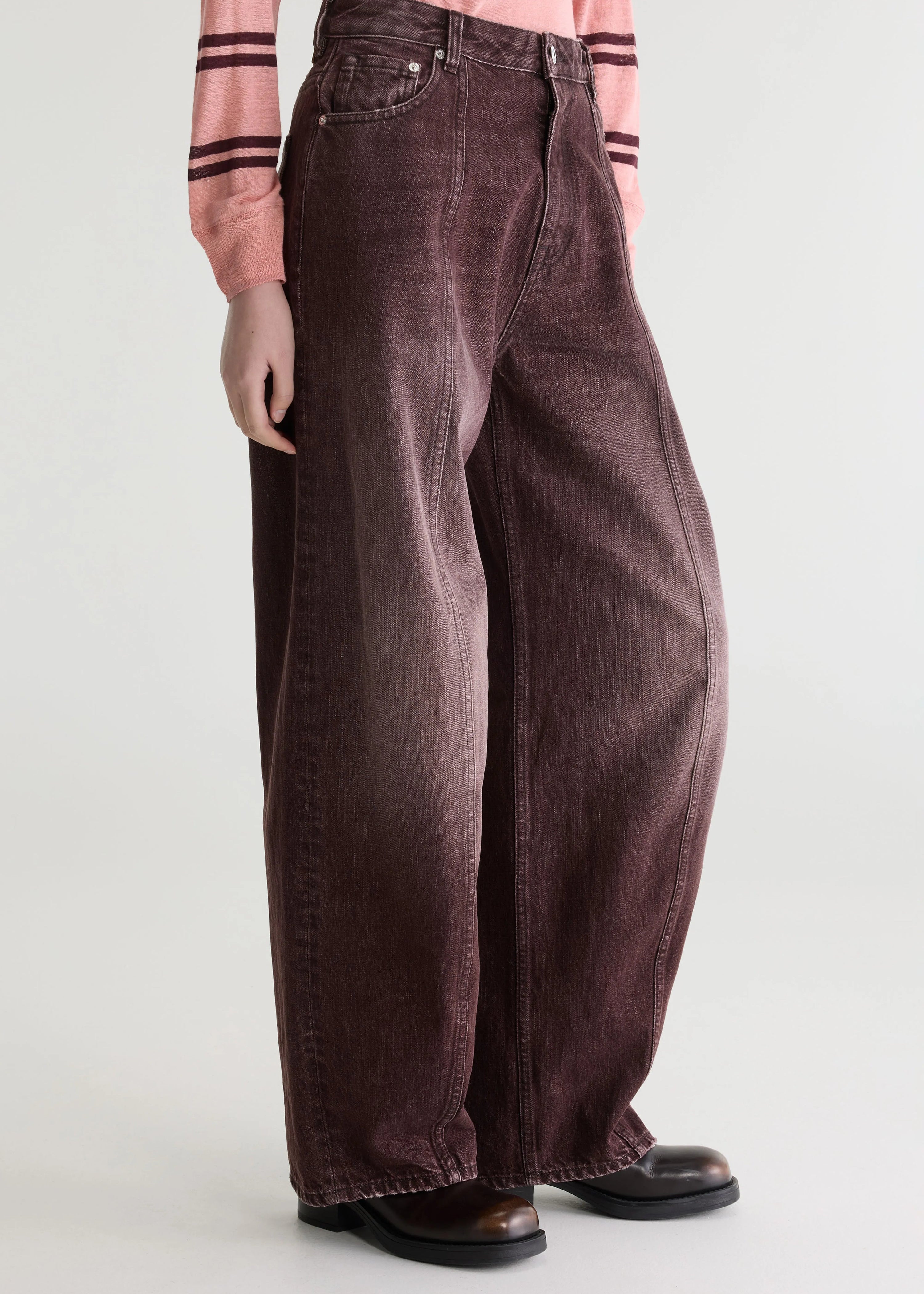 Denim N. 83, Used Burgundy ~ Bellerose