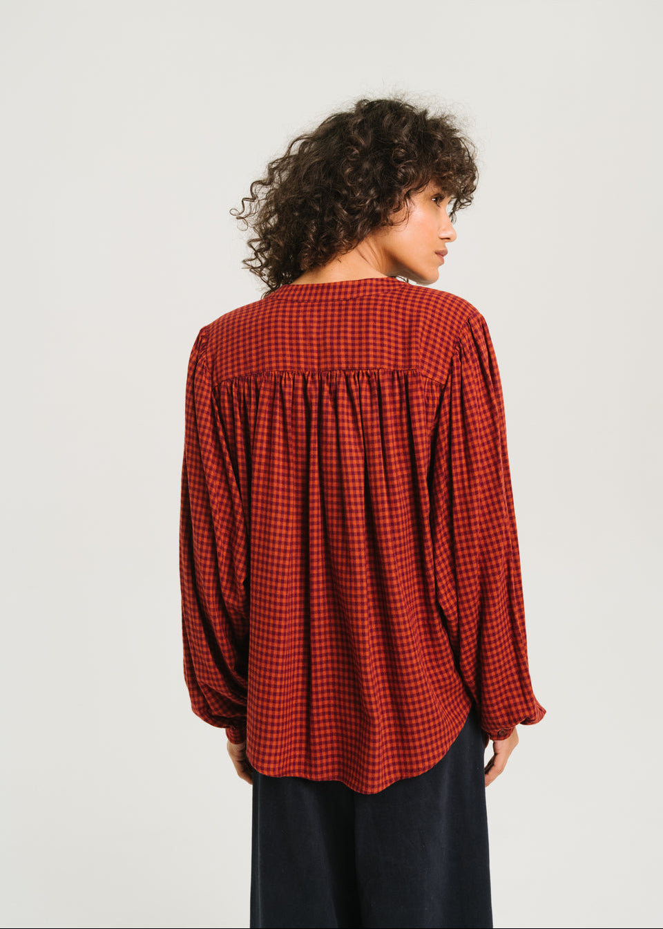 Gladis Blouse, Berry ~ sacrecoeur