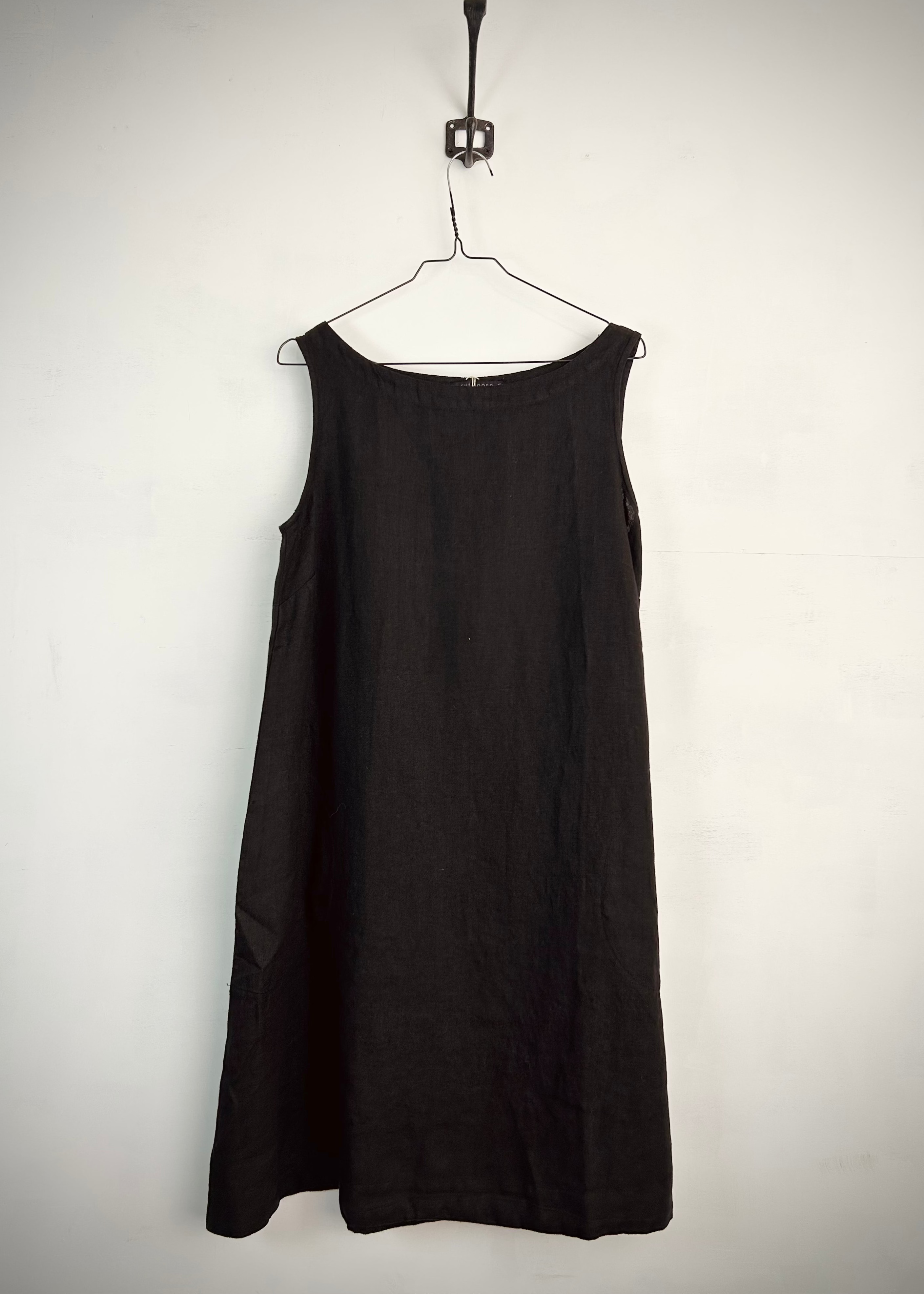 Modern Shift, Black - Cut Loose