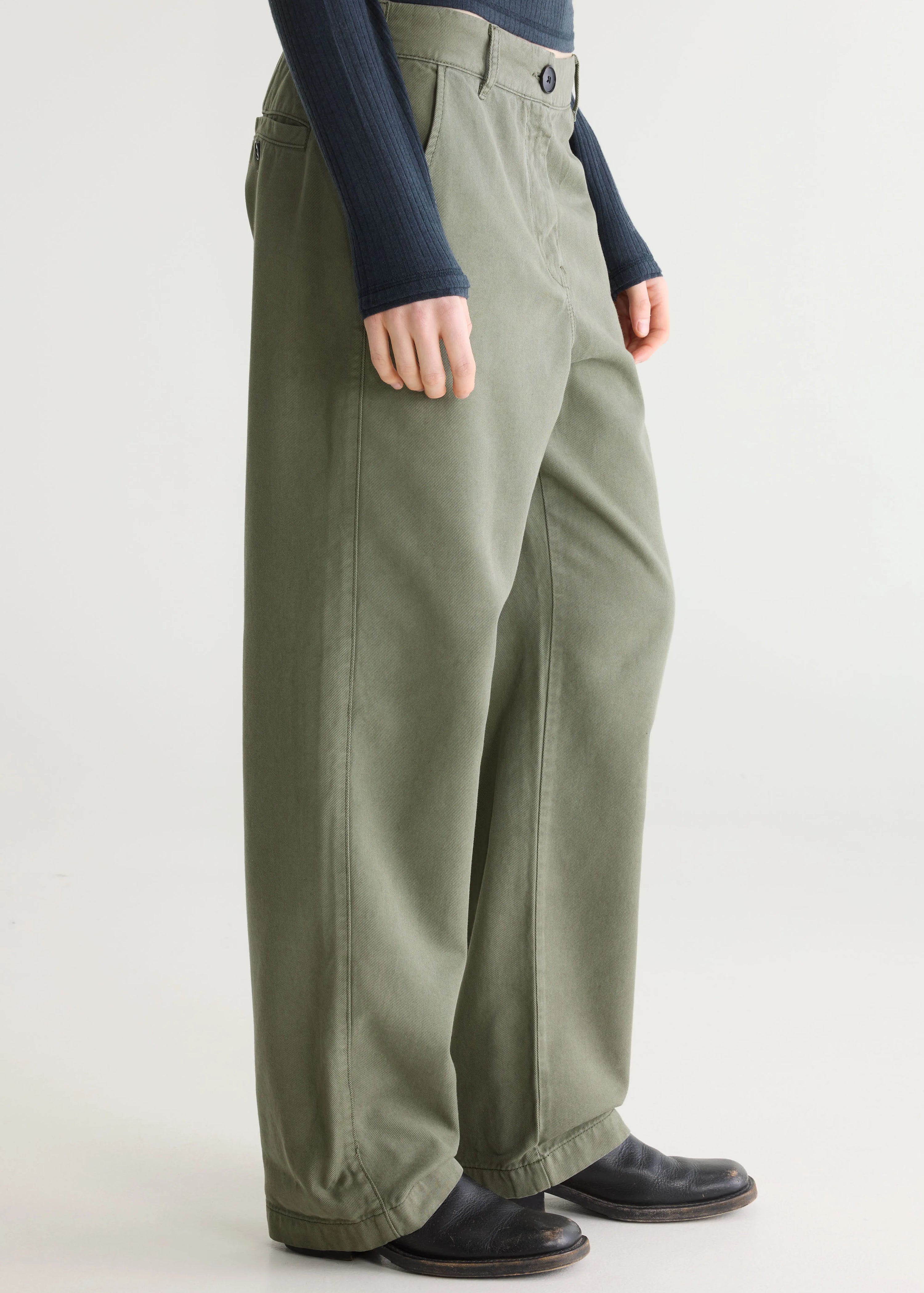 Pace Straight Trousers, Dusty Olive ~ Bellerose