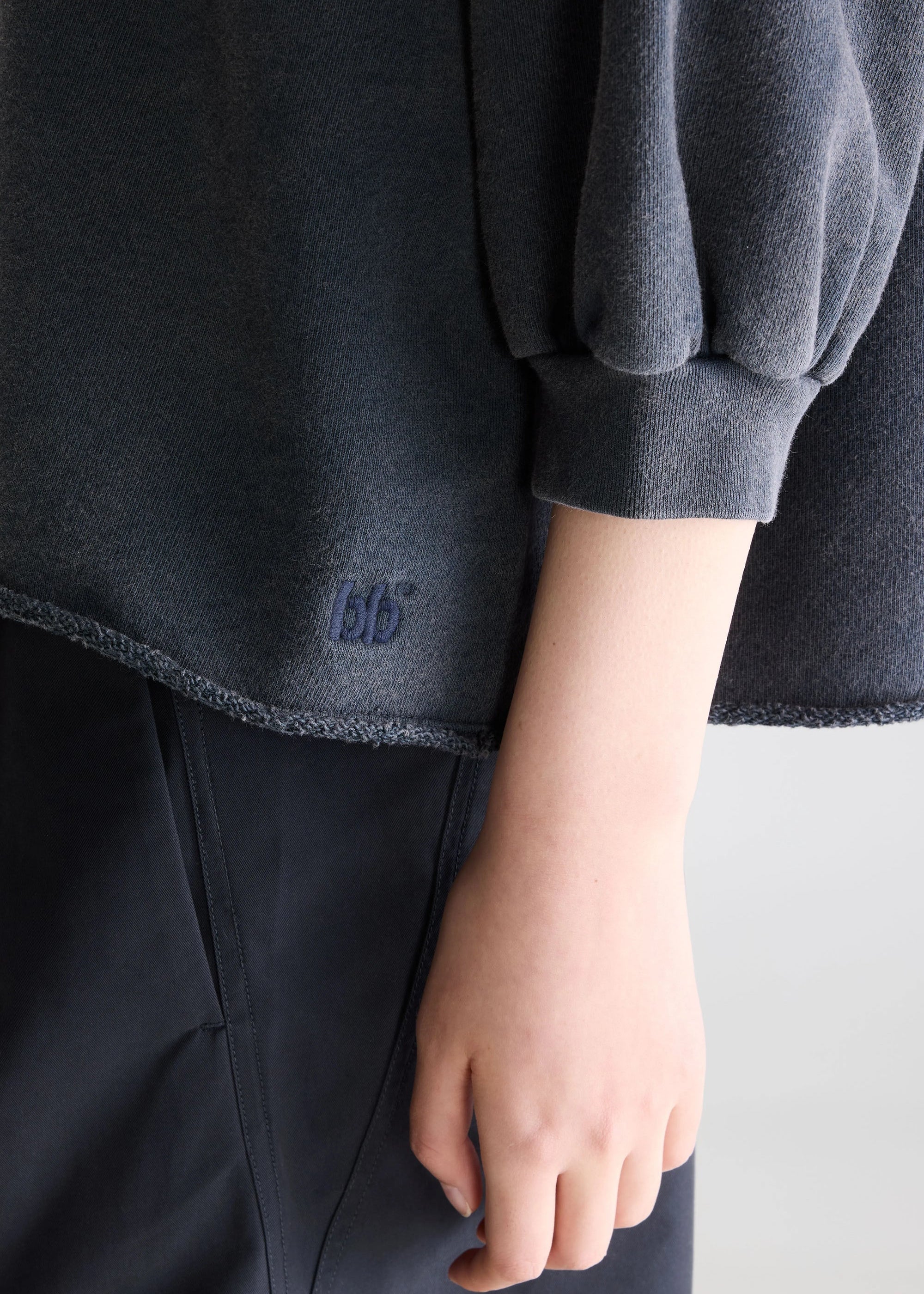 Vicske Crewneck Sweatshirt, Meteorite ~ Bellerose