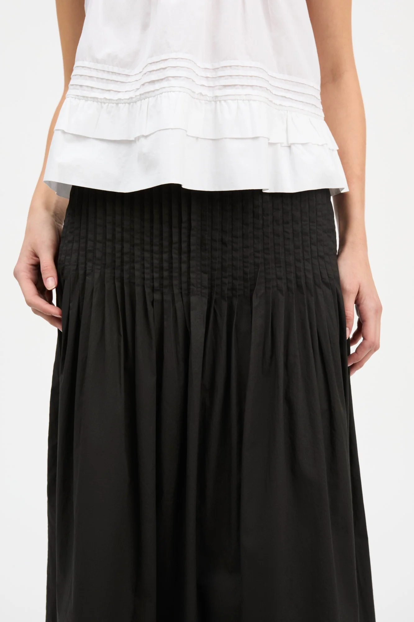 Pavlova Skirt - Blk