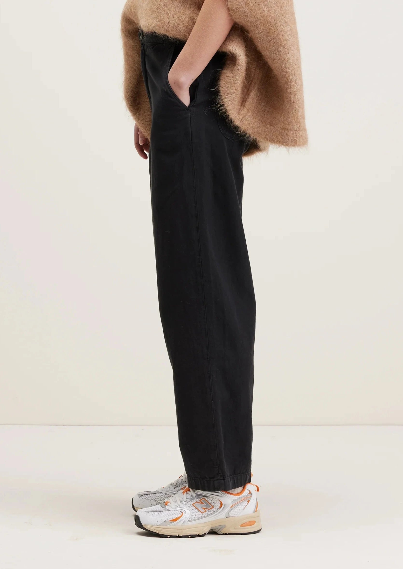 Pasop Trousers, Off Black